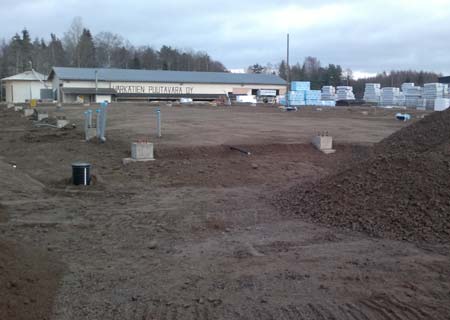 Hallien pohjaurakointi